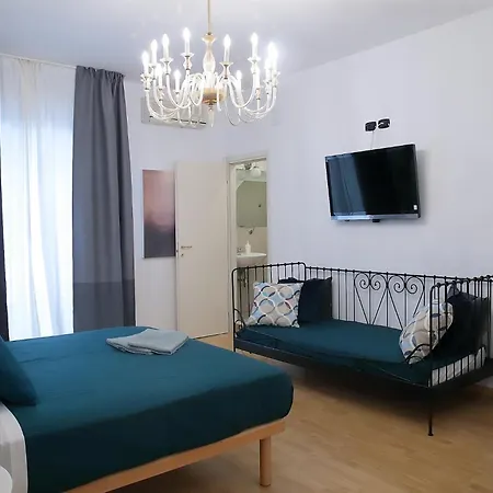 בית הארחה L.t. Savoia Palace *