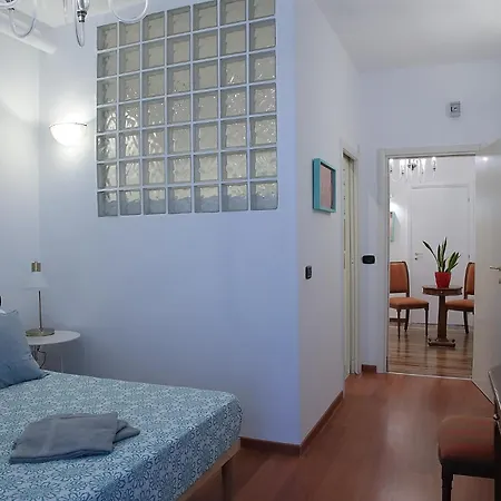 בית הארחה L.t. Savoia Palace בארי